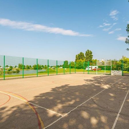 Готель Grange Leisure Park Мейблторп Екстер'єр фото